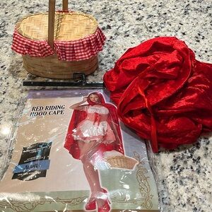 Little Red Riding Hood cape with basket